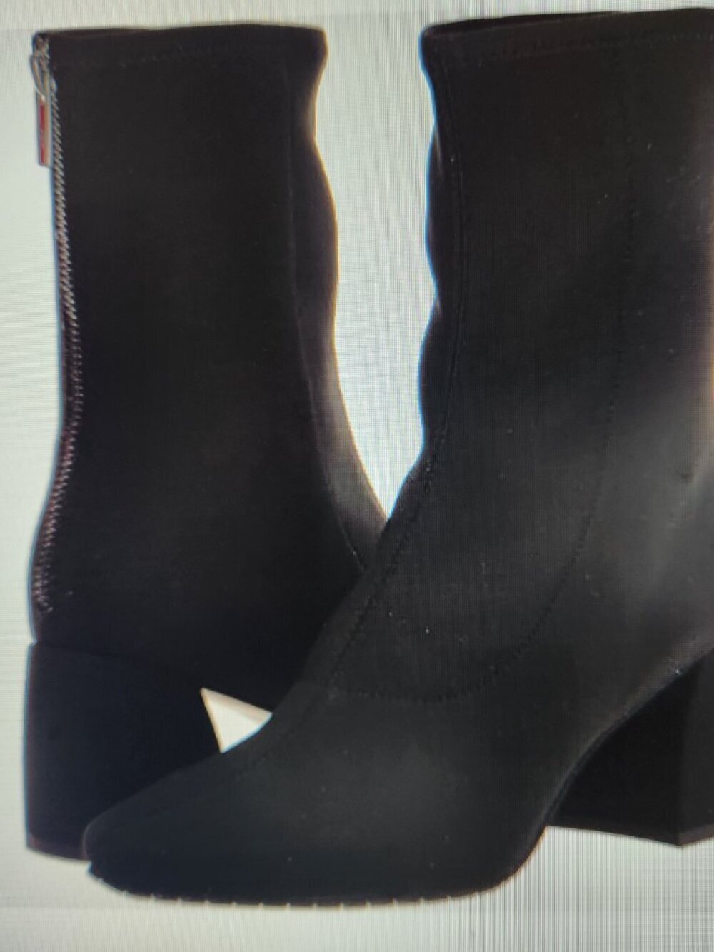 Donald Pliner "Newton" Black Crepe Heeled Booties. NIB. Size 6